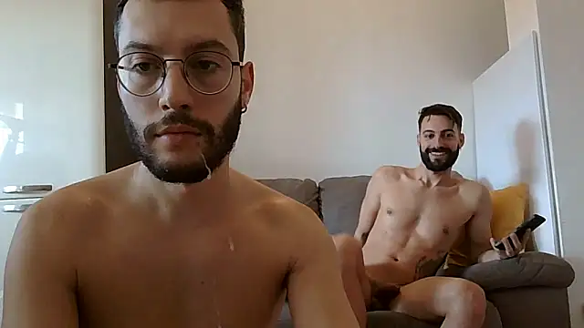 Amicisegreti live sex cam