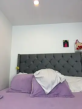 KarlaWild live sex cam