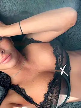 AriannaIsabellax live sex cam