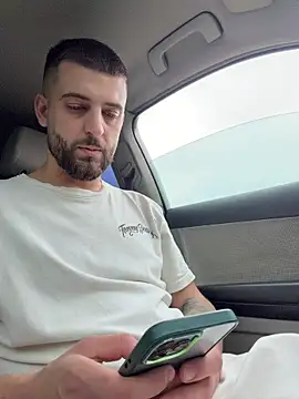 Pablo_Hornyguy95 live sex cam