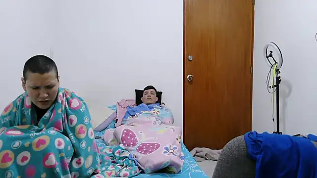 luxandracon23 live sex cam