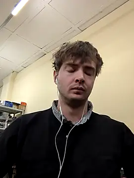 lucky_swimmer live sex cam