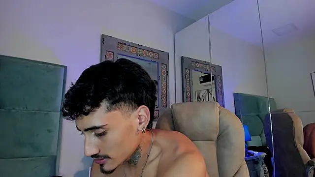 Mr_Strike live sex cam