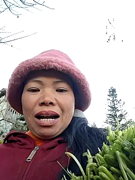 miomio-12 live sex cam