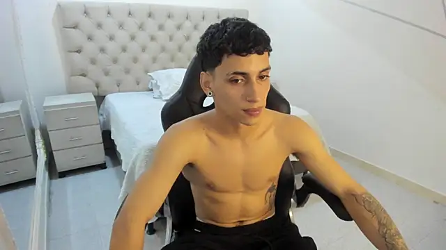 JhoanLeandro live sex cam