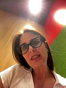 NataKitten live sex cam