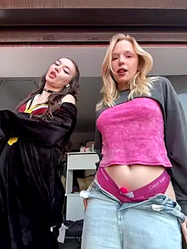 RollDolls live sex cam