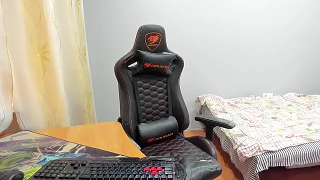 iliaskrislove live sex cam