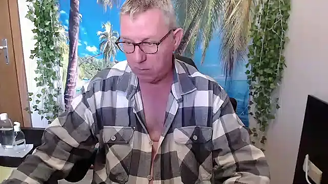 Dutch_Daddy live sex cam