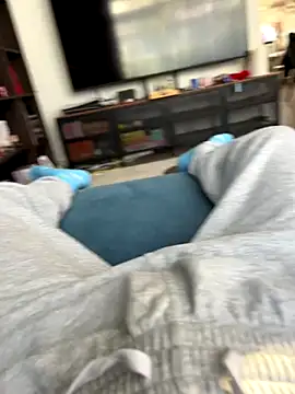 Frankieyyy1 live sex cam