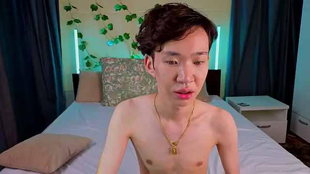islendtakumi live sex cam