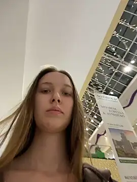 ElliRose live sex cam