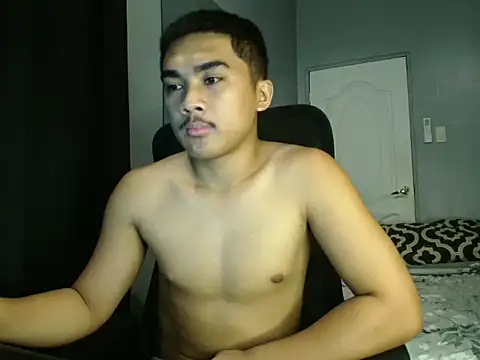 pinoyAdrianneXXX live sex cam