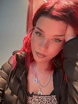 RiriRoseey live sex cam