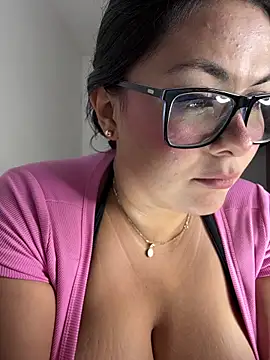 linatarens live sex cam