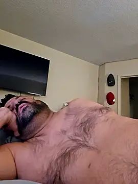 Roddog18 live sex cam