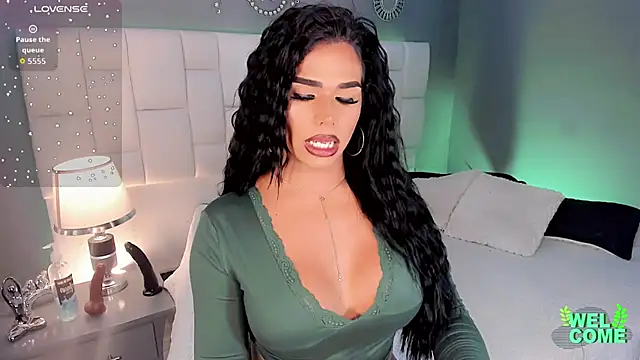 Franciis_4u live sex cam