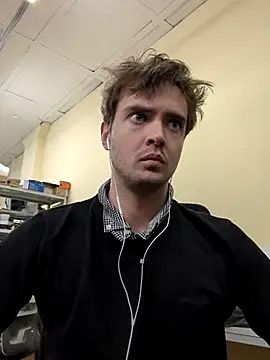 lucky_swimmer live sex cam