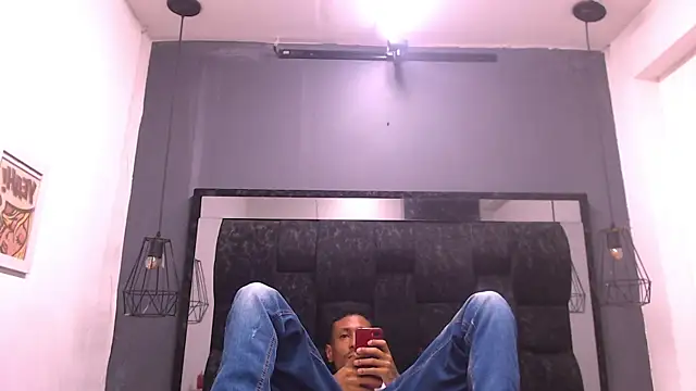 Jose_Smoke live sex cam