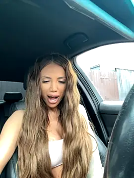 NicollleDiamondd live sex cam