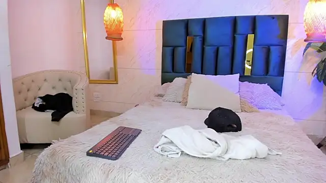 Levy_Steve live sex cam