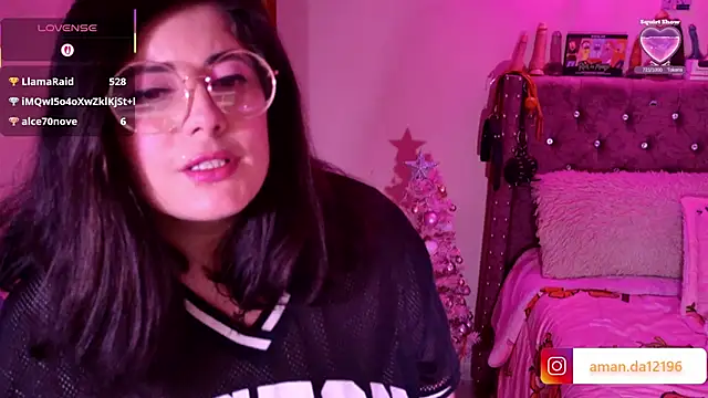 Azamy-12 live sex cam
