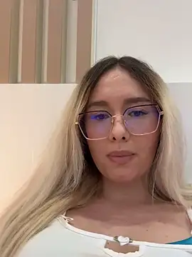 mollyxxx live sex cam