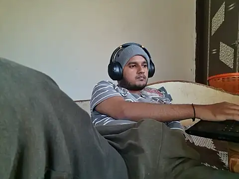 young-hairy-jon live sex cam