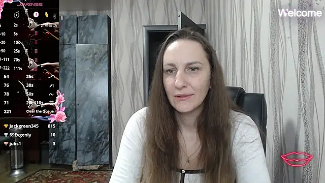 Yevgeshka-Milashka live sex cam