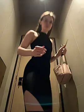 KristiRich live sex cam