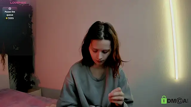 Alina_Mills live sex cam