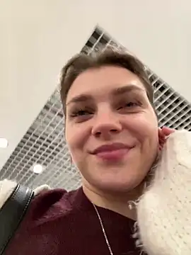 ValenciaShock live sex cam