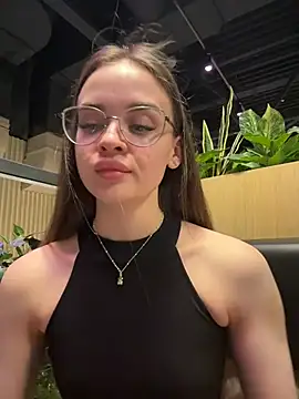 KristiRich live sex cam