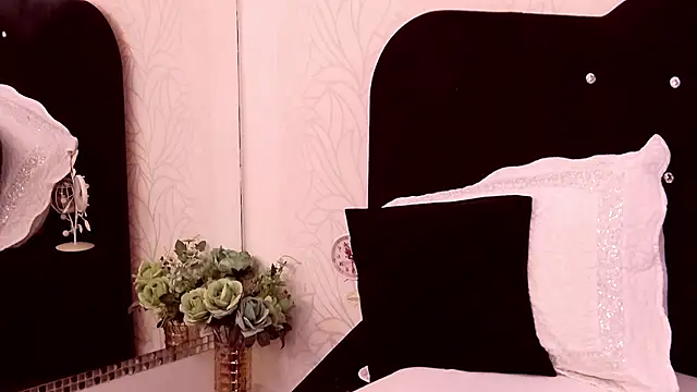 LorenaKartel live sex cam