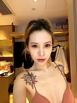 Sunflower-77 live sex cam