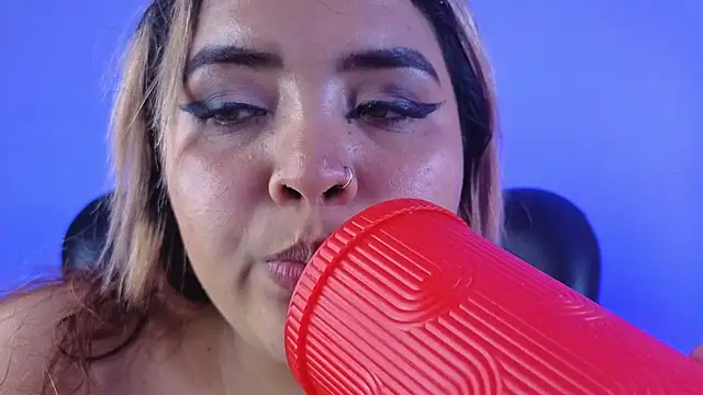 Agatha_humidity live sex cam