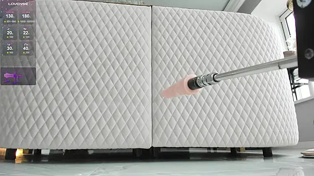 AngelinaMoore live sex cam