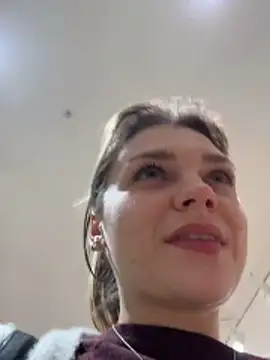 ValenciaShock live sex cam