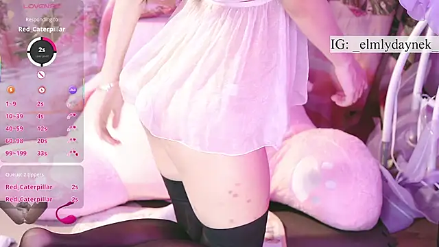 Anytoly live sex cam