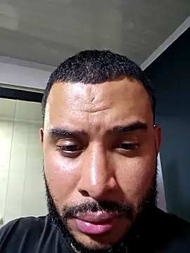 THIAGOXBIG live sex cam