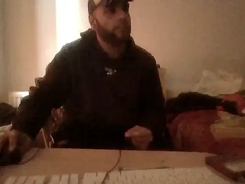 SmokedAlloy2 live sex cam