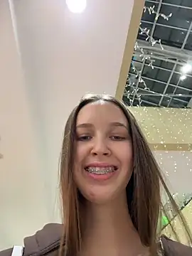 ElliRose live sex cam