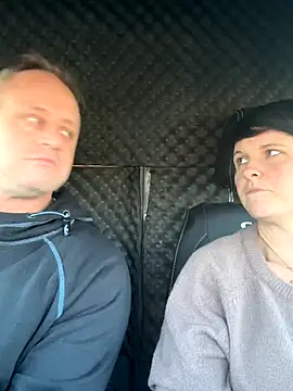 Reggie_roxie live sex cam