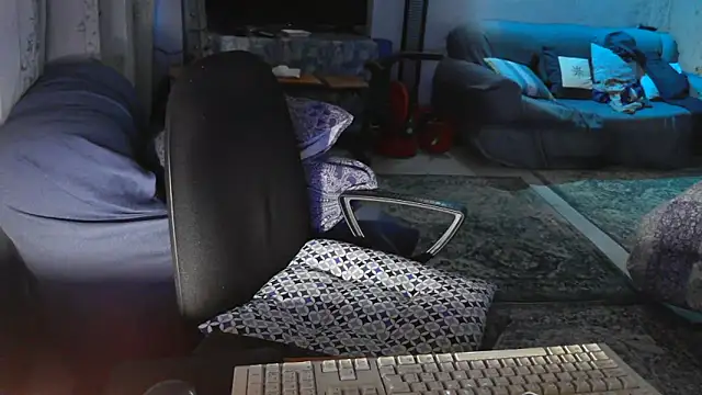 TebaldHot live sex cam