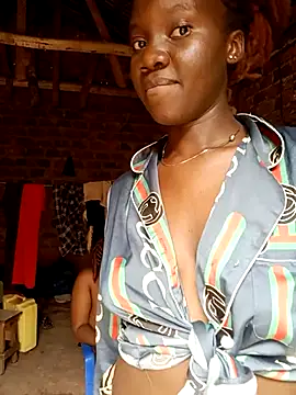 Black_juicy24 live sex cam