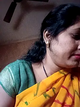 Rayal_bhabi live sex cam