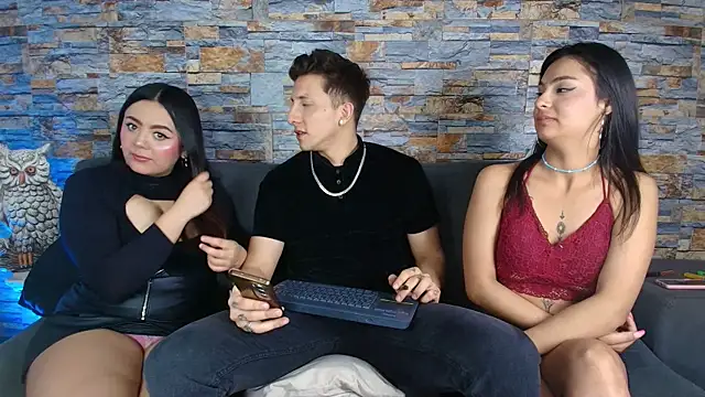 Maykol_Victoriasr live sex cam