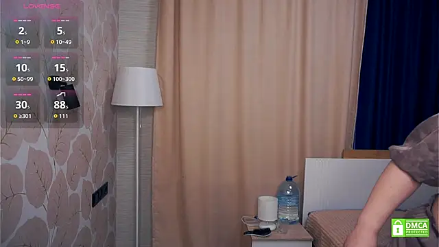 ZaraCreedon live sex cam