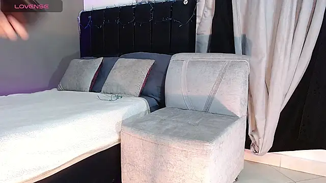 Matteo12_ live sex cam