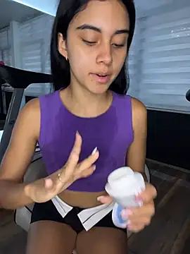 Miia_moonn live sex cam